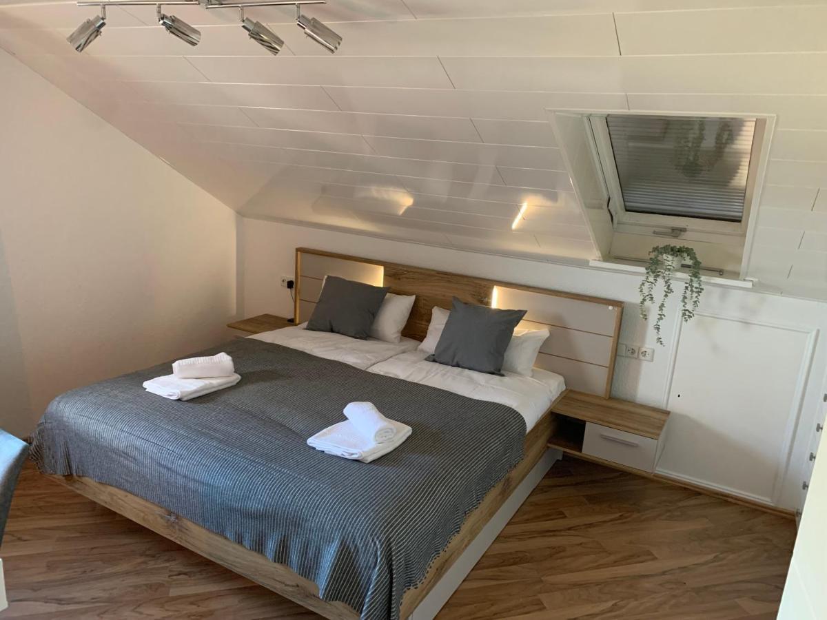 2 Zimmer Ferienwohnung Obersulm Εξωτερικό φωτογραφία