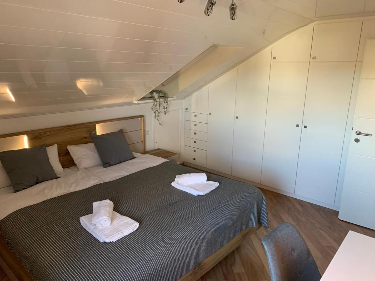 2 Zimmer Ferienwohnung Obersulm Εξωτερικό φωτογραφία