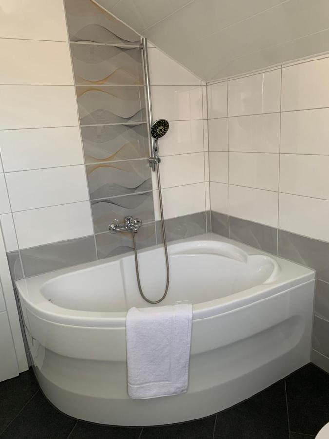 2 Zimmer Ferienwohnung Obersulm Εξωτερικό φωτογραφία